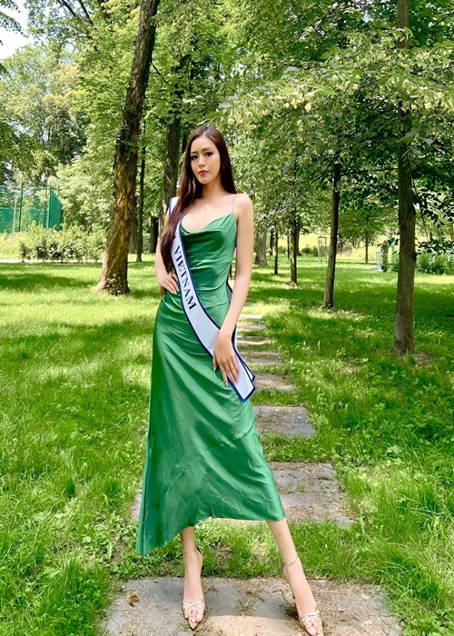 Đoạt danh hiệu Á hậu 4 Miss Supranational 2023, Đặng Thanh Ngân vô cùng xúc động và biết ơn bản thân luôn cố gắng.