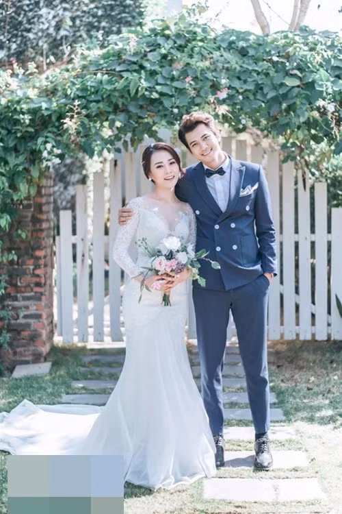 Ngoài Vĩnh Thụy, Phương Oanh còn từng hợp tác với Hà Việt Dũng. Ảnh: Yan.