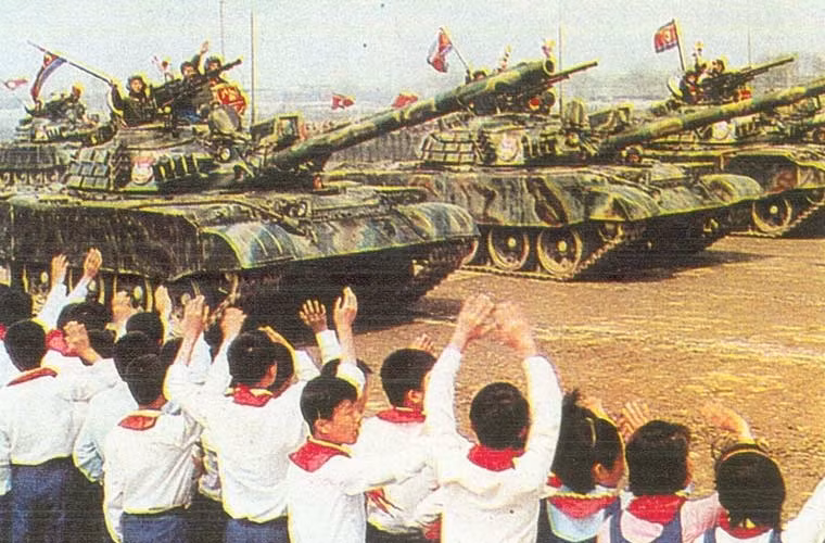 Biến thể xe tăng Chonma-ho III được nâng cấp từ Chonma-ho II với pháo chính bọc ốp lót cách nhiệt, có thêm váy giáp quanh xích, bổ sung giáp phản ứng nổ ERA trên thân và tháp pháo, bổ sung kính ngắm đêm cho kíp lái.