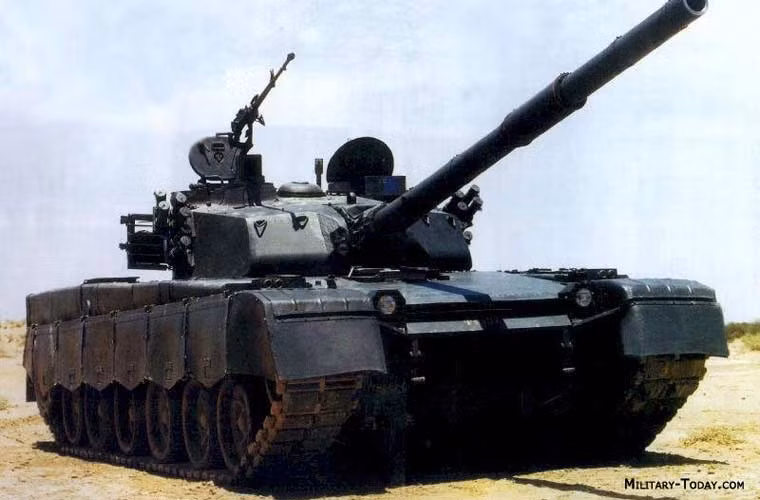 Với Type 88, Trung Quốc chính thức kết thúc thế hệ tăng 2 ở đây, năm 1991, chiếc xe tăng chiến đấu chủ lực thế hệ 3 đầu tiên của Trung Quốc xuất hiện. Đó là mẫu tăng Type 90-II được phát triển dựa trên Type 80/85, mặc dù vậy theo một số đánh giá thì nó có nét giống với dòng tăng T-72 của Liên Xô. Theo một số nguồn tin thì từ cuối những năm 1980, Trung Quốc đã mua được một chiếc T-72 từ Romania.