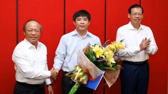 Khoi to, bat tam giam ke toan truong Tap doan Dau khi Viet Nam