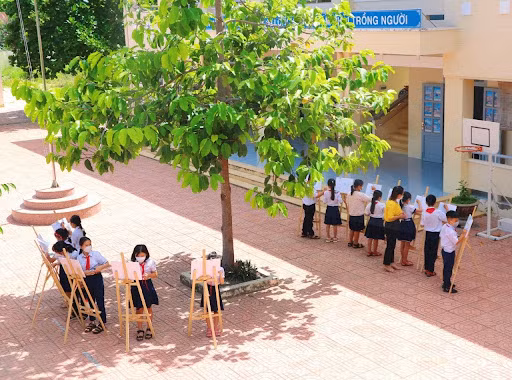 Khanh Hoa: Nho dau Cty Gia Loc trung goi thau tai truong tieu hoc Cam Hiep Nam?