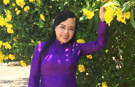 Ảnh đời thường của Bộ trưởng Nguyễn Thị Kim Tiến đăng trên trang Facebook cá nhân.