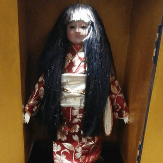 Đến nay, không có người nào có thể giải thích vì sao tóc của con búp bê Okiku cứ mọc dài ra như của con người.
