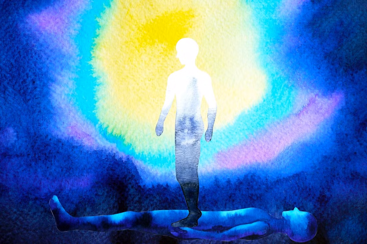 Câu chuyện của ông Rajiv là một trong những câu chuyện thú vị nhưng không kém phần bí ẩn về trải nghiệm cận tử hay còn gọi "chết đi sống lại". Đến nay, khoa học vẫn chưa thể chứng minh những mô tả về thiên đường của ông Rajiv và những trường hợp tương tự có chính xác hay không. Mời độc giả xem video: Bệnh nhân sống lại khi gia đình chuẩn bị lo hậu sự. Nguồn: VTC14.