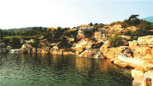 Hầm trú ẩn này được sử dụng để bảo vệ các lãnh đạo cấp cao Trung Quốc cùng các phụ tá, binh sĩ và nhân viên trong trường hợp bị tấn công hạt nhân. Tại hầm trú ẩn này, chính quyền vẫn có thể tiếp tục hoạt động điều hành đất nước.