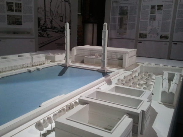 Thêm nữa, tất cả những khu vực nằm trong bản đồ quy hoạch Germania đều được giải tỏa, người dân buộc phải dọn nhà tới nơi khác.