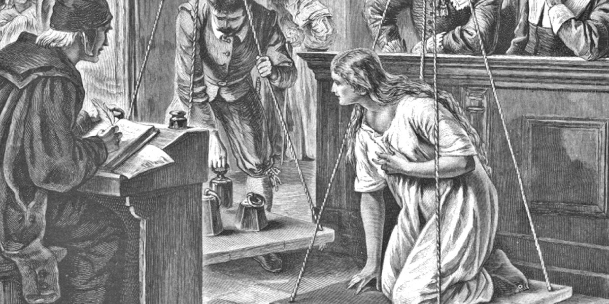 Chính vì vậy, phù thủy bị coi là người mang đến những nguy hiểm và tai ương cho cuộc sống của con người.