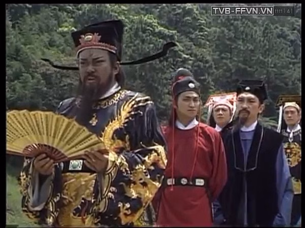 Những việc làm này khiến Bao Công trở thành "cái gai trong mắt" nhiều người. Vì vậy, kẻ thù đã lên kế hoạch hạ độc Bao Công để trả thù.