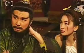 Vẻ đẹp như tiên nữ giáng trần của Đát Kỷ lan đến tận hoàng cung. Trụ Vương khi nghe đến tên của mỹ nhân này tìm mọi cách đón Trụ Vương vào cung.