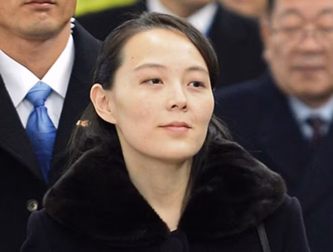 Kim Yo-jong từng nhiều lần đại diện anh trai tới tham dự các sự kiện quốc tế lớn như Thế vận hội Olympic năm 2018 diễn ra tại Pyeongchang, Hàn Quốc