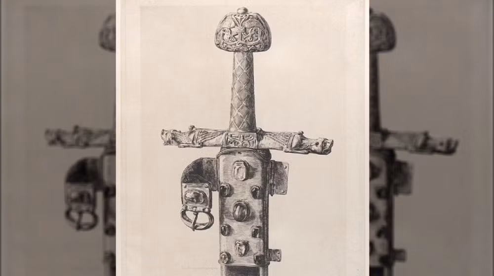 Hoàng đế Charlemagne sử dụng thanh kiếm Joyeuse trong nhiều trận chiến khi chinh phục các vùng đất ở chấu Âu.