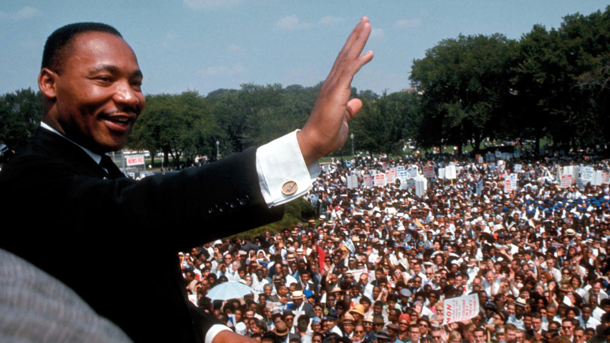 Bài phát biểu và những hoạt động của Martin Luther King Jr. cho thấy rất nhiều người dân Mỹ nỗ lực xóa bỏ sự phân biệt chủng tộc nhằm hướng tới một xã hội công bằng, đa dạng. Tuy nhiên, ông bị ám sát ngày 4/4/1968 khi sắp sửa rời khách sạn để dẫn đầu một cuộc tuần hành ủng hộ liên đoàn công nhân vệ sinh của người da đen tại Memphis.