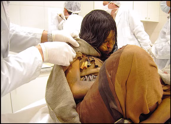 Người Inca thực hiện những nghi lễ hiến tế con người để dâng lên các vị thần.