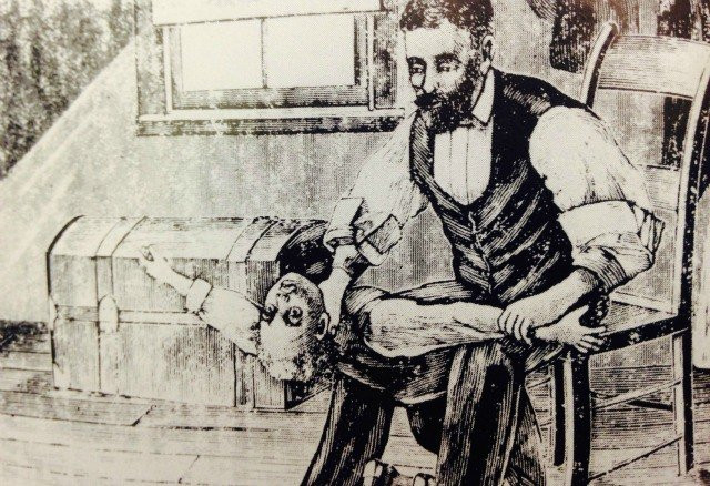 Khi Hội chợ Thế giới năm 1893 diễn ra, Holmes sát hại nhiều du khách tới dự sự kiện này.