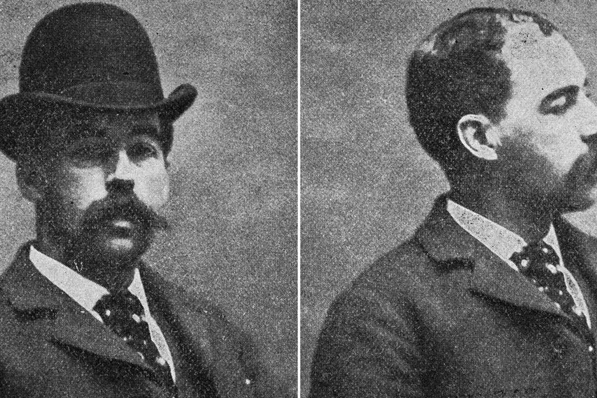 Hội chợ Thế giới năm 1983 ở Chicago, Mỹ trở thành một hội chợ chết chóc kinh hoàng. Nguyên do là bởi trong thời gian diễn ra hội chợ, hàng loạt vụ án mạng rùng rợn xảy ra.