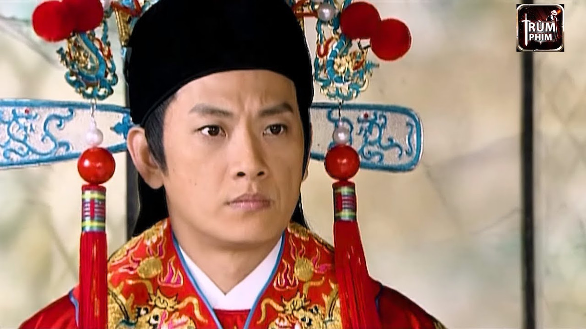 Tiếp đến, khi đã cưới công chúa về làm vợ, phò mã thường được chỉ định chức vụ cao trong triều đình. Tuy nhiên, những chức vụ này thường chỉ có danh tiếng mà không có quyền lực thực sự.