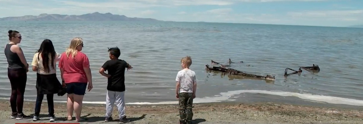 Nếu suy đoán của ông Shearer là chính xác thì con tàu này từng chở lượng lớn gỗ tới đoạn đường sắt rồi sau đó chở hàng hóa từ đấy về khu khai thác. Mời độc giả xem video: Tìm thấy xác tàu ChristopherColumbus sau 500 năm. Nguồn: VTC14. 