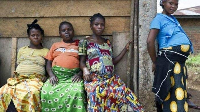 Theo một số nguồn tin, quy tắc trên được cho là do người sáng lập ra ngôi làng là thợ săn Togbe Gbewofa Akiti đặt ra.