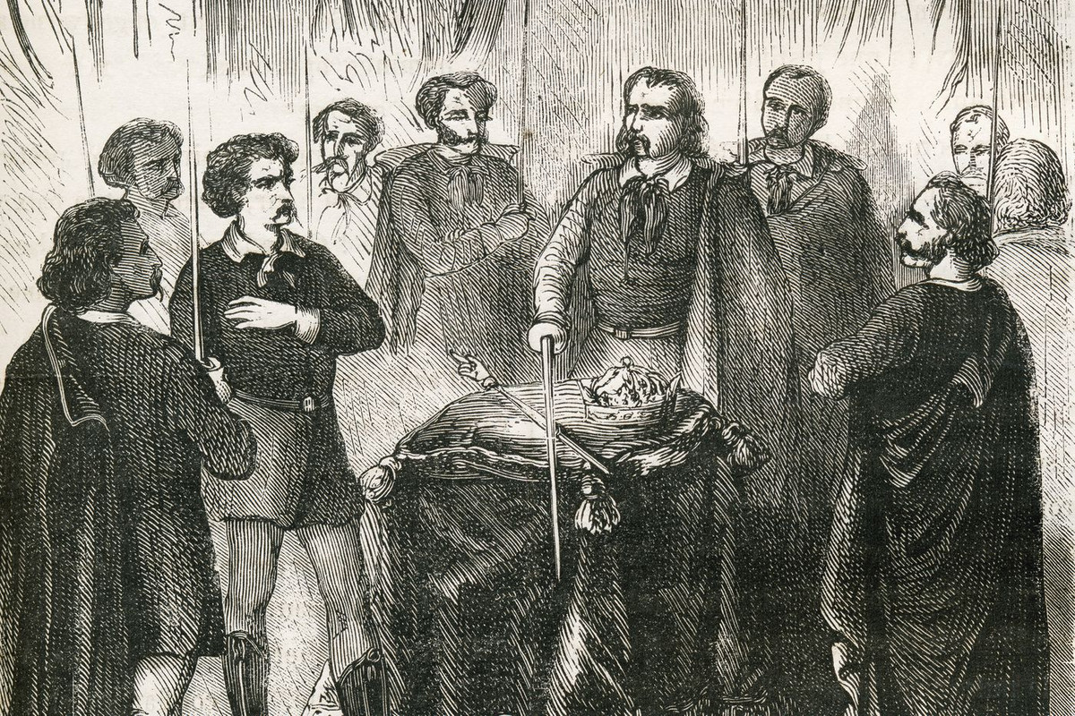 Số lượng thành viên đầu tiên của hội Illuminati tăng lên nhanh chóng từ vài chục người lên đến hơn 2.000 người. Họ đến từ nhiều nơi khác nhau như Bavaria, Pháp, Hungary, Italy, Ba Lan...