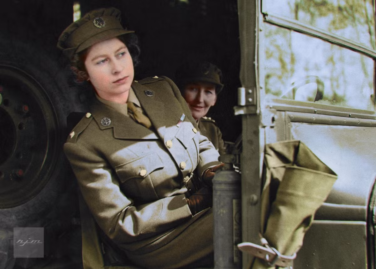 Sau khi trở thành Nữ hoàng Anh, bà tận dụng kỹ năng này để sửa xe hơi riêng cho tới tận thập niên 80 thế kỷ trước.