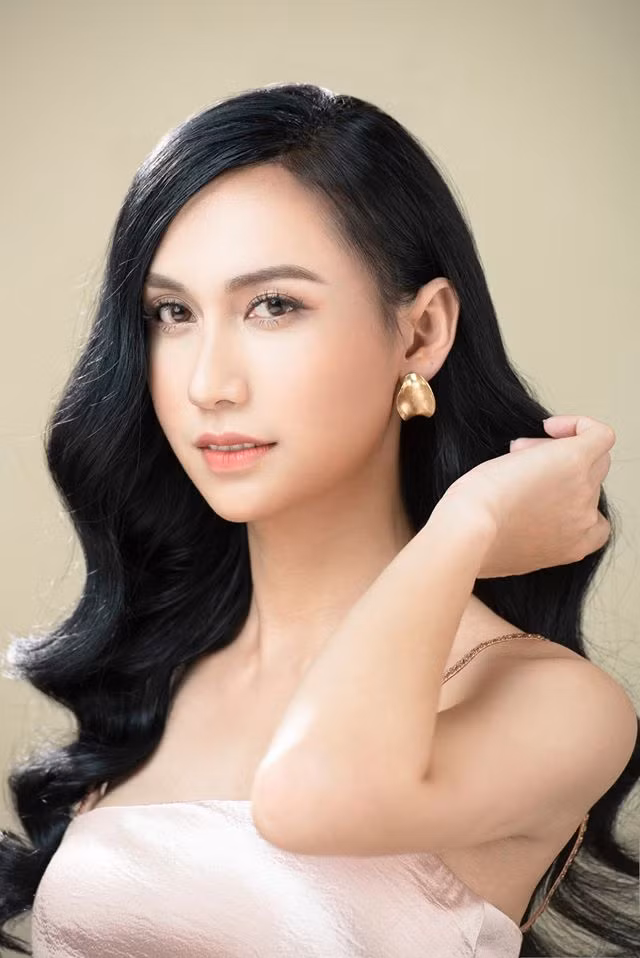 Duoc ung ho thi Hoa hau Chuyen gioi, co hoi nao cho Lynk Lee?