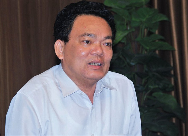 Pho chu tich huyen bi de nghi ky luat