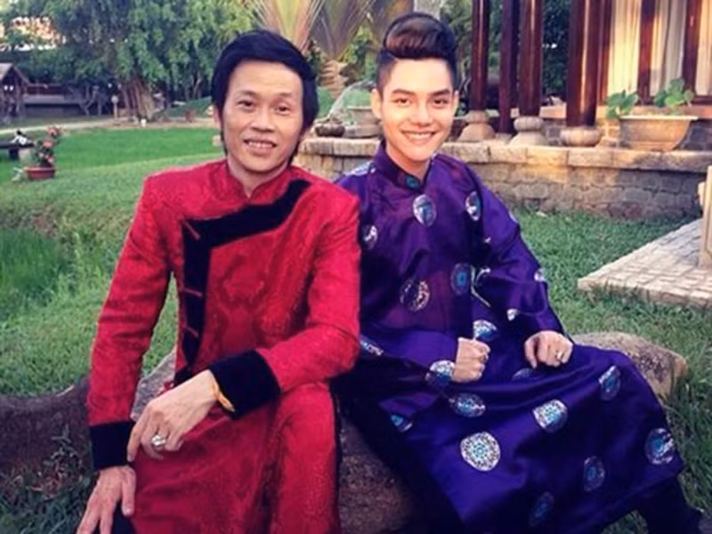 6 năm trước, Cao Hữu Thiên được góp giọng trong đêm chung kết Gương mặt thân quen nhờ Hoài Linh làm giám khảo. Ảnh: Tiền Phong