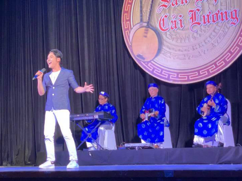 Trước lời chỉ dạy của Hoài Linh, Cao Hữu Thiên khẳng định anh sẽ duy trì đam mê ca hát. Khi "The Winner Is" 2014 khởi động, nam ca sĩ bất ngờ tuyên bố không tham gia như dự kiến vì không muốn ảnh hưởng thêm đến danh tiếng của Hoài Linh.