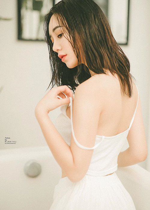 Trong bộ phim đang lên sóng "Nhà trọ Balanha", Quỳnh Kool vào vai Nhi - cô sinh viên trường điện ảnh ngốc nghếch.