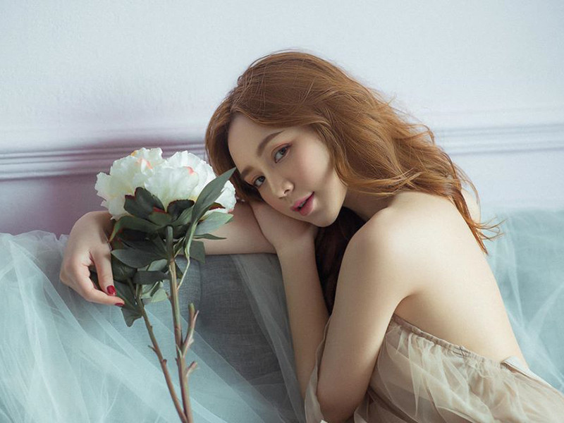 Trong cuộc phỏng vấn mới đây trên Zing, Quỳnh Kool cho biết, cô chia tay bạn trai cách đây một năm và hiện không có người yêu.