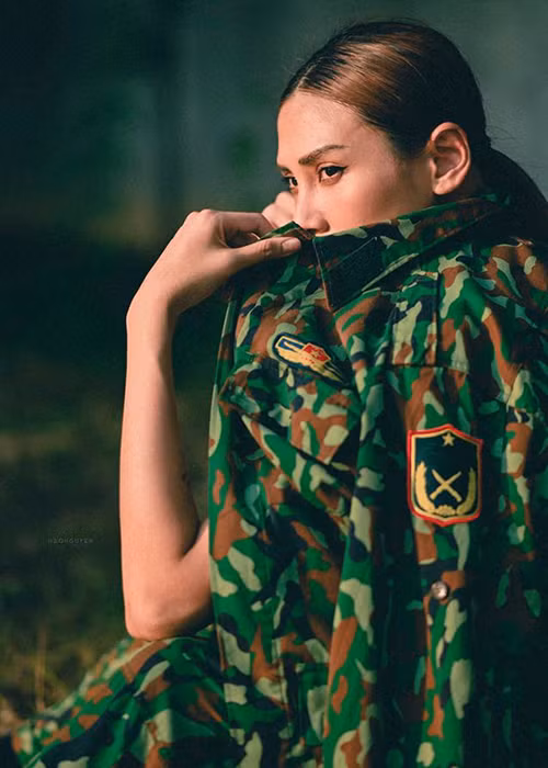 Người đẹp một lần nữa gửi lời cảm ơn đến đội ngũ chiến sĩ, y bác sĩ, tình nguyện viên và dân quân ở khu cách ly.