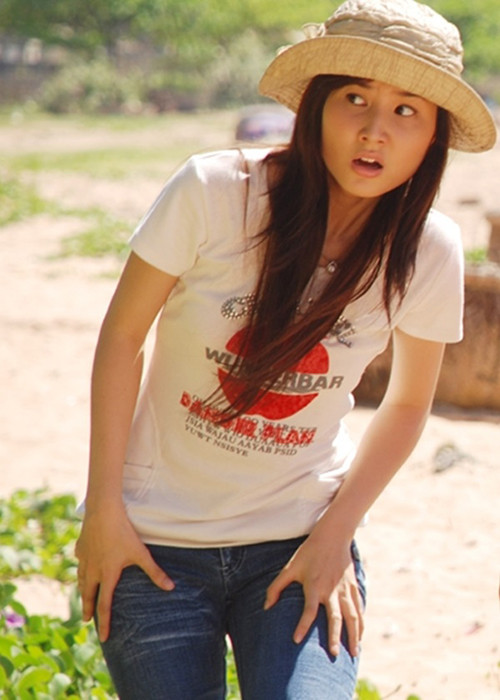 Năm 2007, Diễm My tái xuất với vai diễn trong phim “Mùa hè sôi động”. Đến tháng 11/2009, cô sang Mỹ du học nhưng vì một số lý do, sau một năm học và làm việc ở xứ người, nữ diễn viên trở về nước.