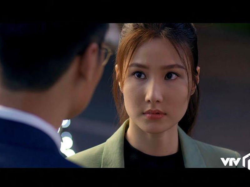 Với vai diễn mới nhất, Diễm My bị nhiều khán giả nhận xét thiếu tích cực về khả năng diễn xuất. Chia sẻ về việc này, nữ diễn viên bày tỏ khán giả miền Nam xem phim truyền hình tương đối dễ tính trong khi khán giả ngoài Bắc soi kỹ từng chi tiết, khó tiếp nhận những nhân tố mới.