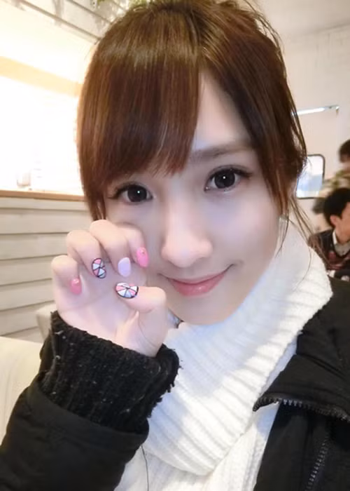 Vô tình trở thành người thứ ba, Vu Đại Mộng vô cùng đau khổ. Cô quyết định sang Mỹ du học.