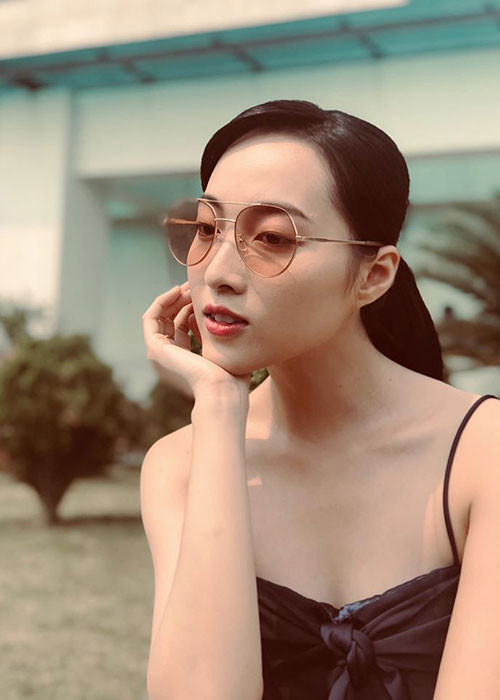 Cô nhận được nhiều lời khen ngợi về vóc dáng.