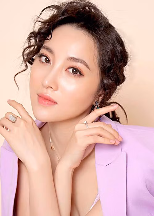 Hiện tại, nữ diễn viên bận rộn với công việc kinh doanh.