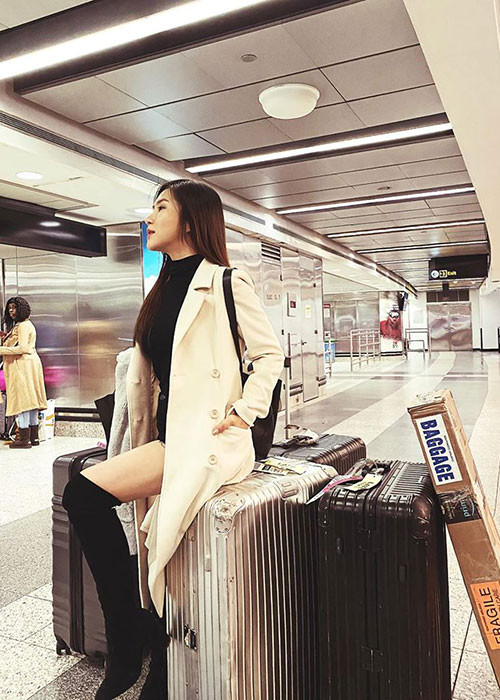 Giọng ca "Em gái mưa" khẳng định cô chưa bao giờ nghĩ quyết định sang Mỹ của mình là sai lầm.