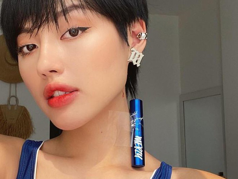 Giống Min, Khánh Linh phải dùng tiểu xảo mới vượt qua thử thách.