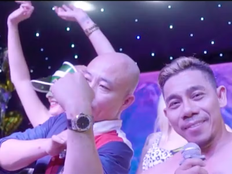 Ngoai Quang Ha, Du Thien con sao nao quen biet vo chong Duong “Nhue”?-Hinh-10