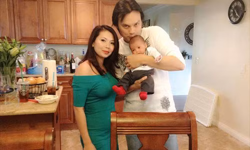 Soi hon nhan cua “Bach ma hoang tu” san khau cai luong Kim Tieu Long-Hinh-2