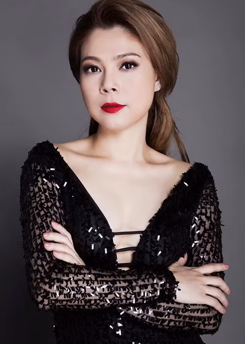 Nữ ca sĩ khẳng định cô không bênh Phùng Ngọc Huy mà chỉ mong anh bù đắp cho con gái Mai Phương. Thanh Thảo cho rằng việc so sánh Ngô Kiến Huy và Phùng Ngọc Huy là vô duyên.