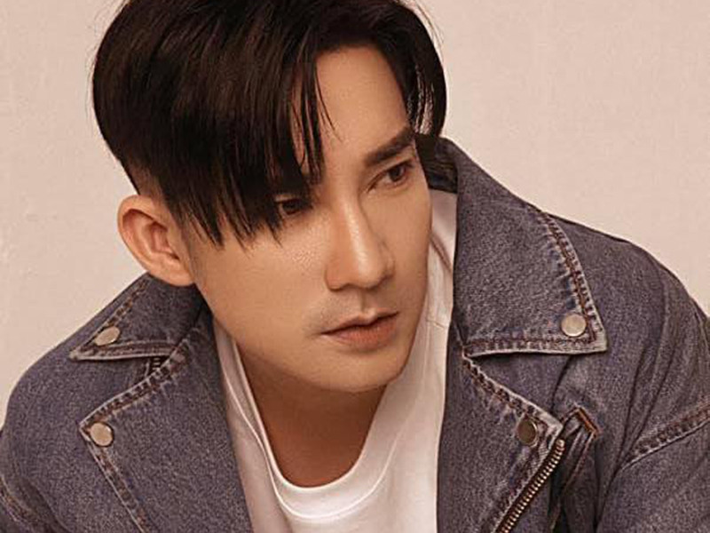 Đến năm 2019, Quang Hà vẫn độc thân nên vướng tin đồn về giới tính. Theo An ninh thủ đô, nam ca sĩ khẳng định, ai cũng biết anh từng có bạn gái và nếu không có ý định lập gia đình thì Quang Hà đã không xây nhà, không cùng người đó tự tay đi mua sắm, trang trí cho ngôi nhà rồi sau đó lại khóa cửa để không chỉ vì cả hai đã chia tay.