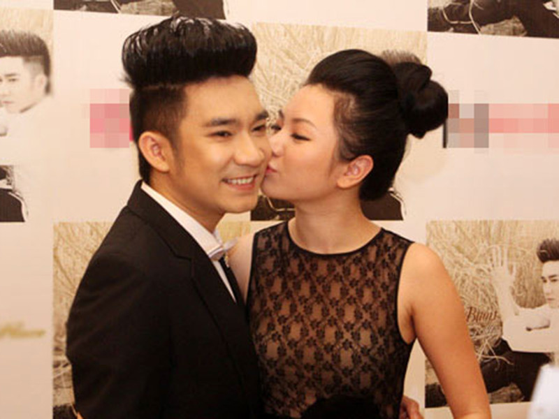 "Vì không muốn bạn bè hay gia đình hỏi gì về chúng tôi thêm nữa, và vì có những lời ác ý sau lưng nghe đến đau lòng nên đây sẽ là lời nói duy nhất và cuối cùng của mối quan hệ này! 3 năm bên nhau, vui, buồn, kỷ niệm, tất cả chúng tôi đều trải qua rất nhiều, chúng tôi yêu nhau rất nhiều, đó là tình cảm thật lòng và xuất phát từ con tim", cô viết. Ảnh: Khám phá