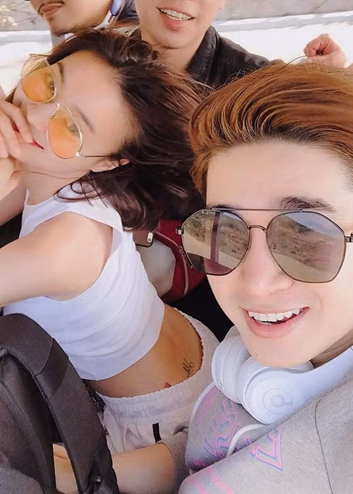 Lan Ngọc thừa nhận cô thích một người tên Hiếu nhưng đó là Hồ Quang Hiếu dù nhiều người đoán rằng đó là Chi Dân - bạn trai tin đồn của Lan Ngọc vì anh tên thật là Nguyễn Trung Hiếu. Ảnh: Zing