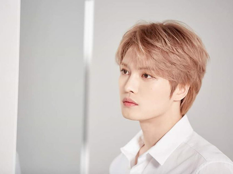 Thông tin Kim Jae Joong nhiễm COVID-19 gây xôn xao dư luận bởi được chính anh chia sẻ. Tuy nhiên, ngay sau đó, nam ca sĩ thừa nhận nói dối.
