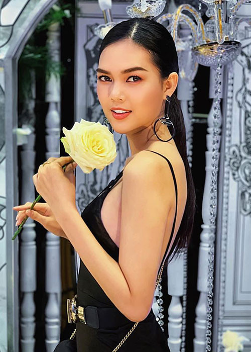 Lê Ngọc Trinh muốn theo đuổi công việc diễn xuất thay vì đi theo con đường trở thành người mẫu nội y.