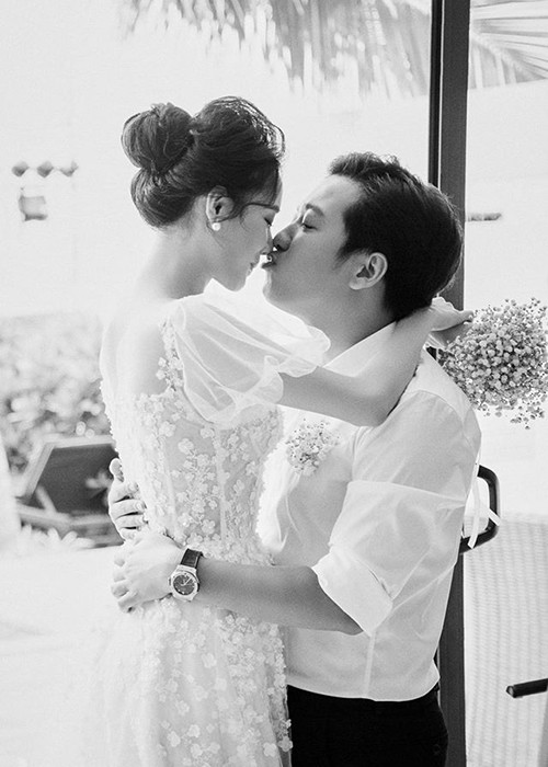 Người hâm mộ mừng cho Nhã Phương có cuộc sống êm đềm sau bao sóng gió.