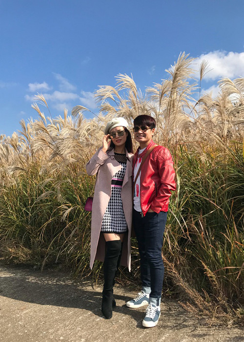 Về phía Chích Chòe, cô đăng tải dòng trạng thái ẩn ý sau khi chồng cũ lên tiếng: "Sự im lặng của đàn bà là ngưỡng cực điểm của sức chịu đựng. Khi đàn bà im lặng chính là mở màn cho một sự ra đi". Ảnh: Zing