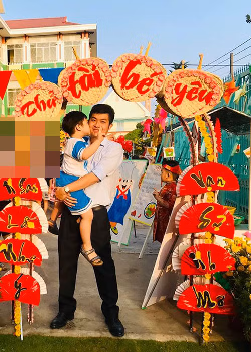 Doanh nhân Bửu Lộc hết mực yêu thương con trai.